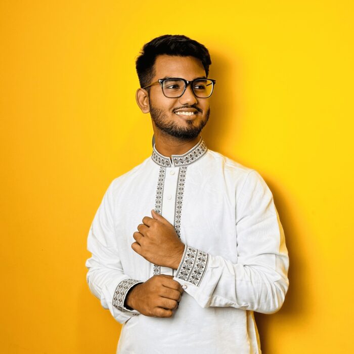 White Elegance: Intricate Hand-Crafted Panjabi - Image 1